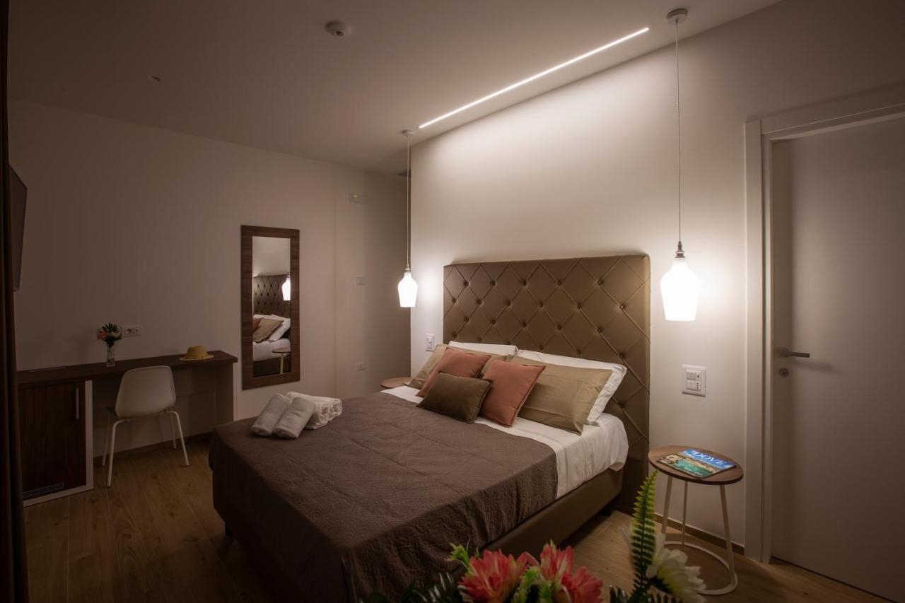 B&B Rais Luxury Rooms 维耶斯泰 外观 照片