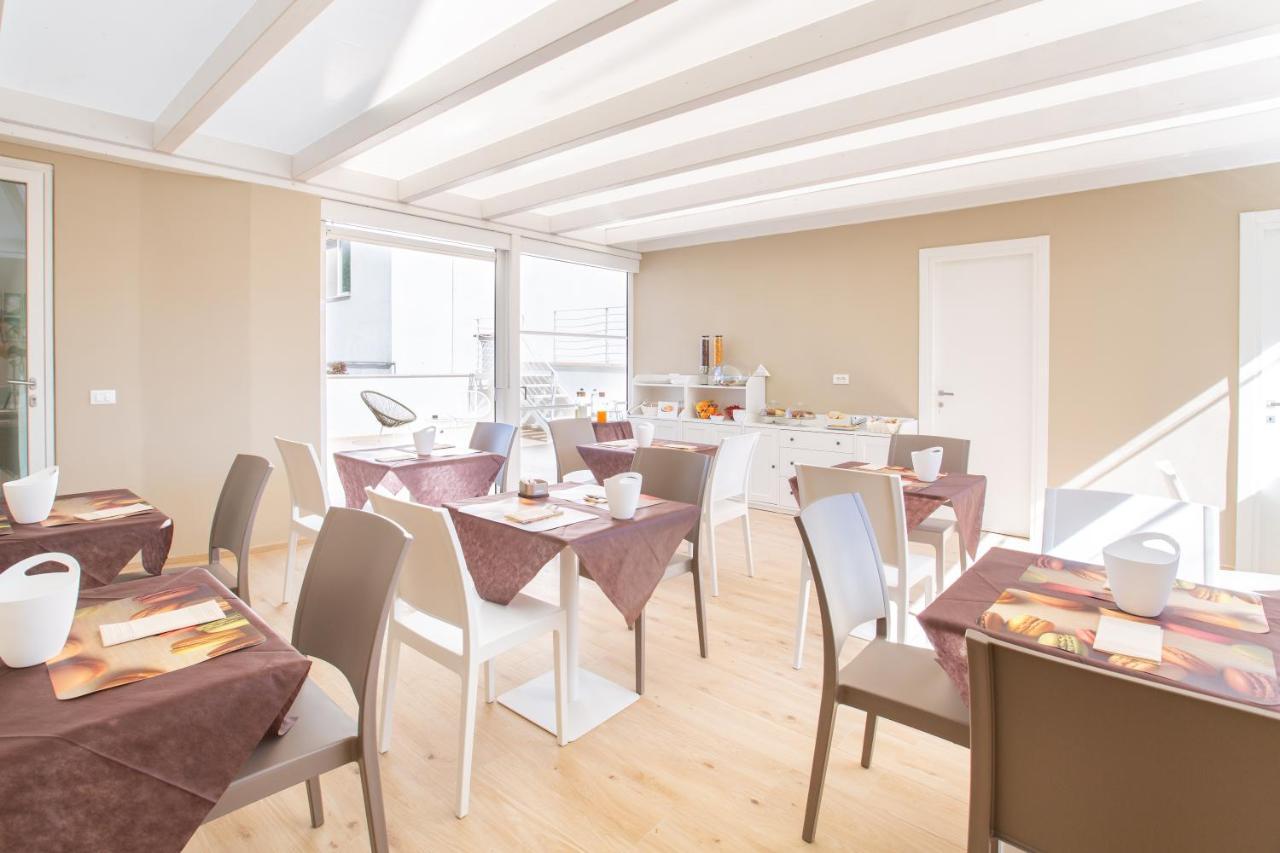 B&B Rais Luxury Rooms 维耶斯泰 外观 照片