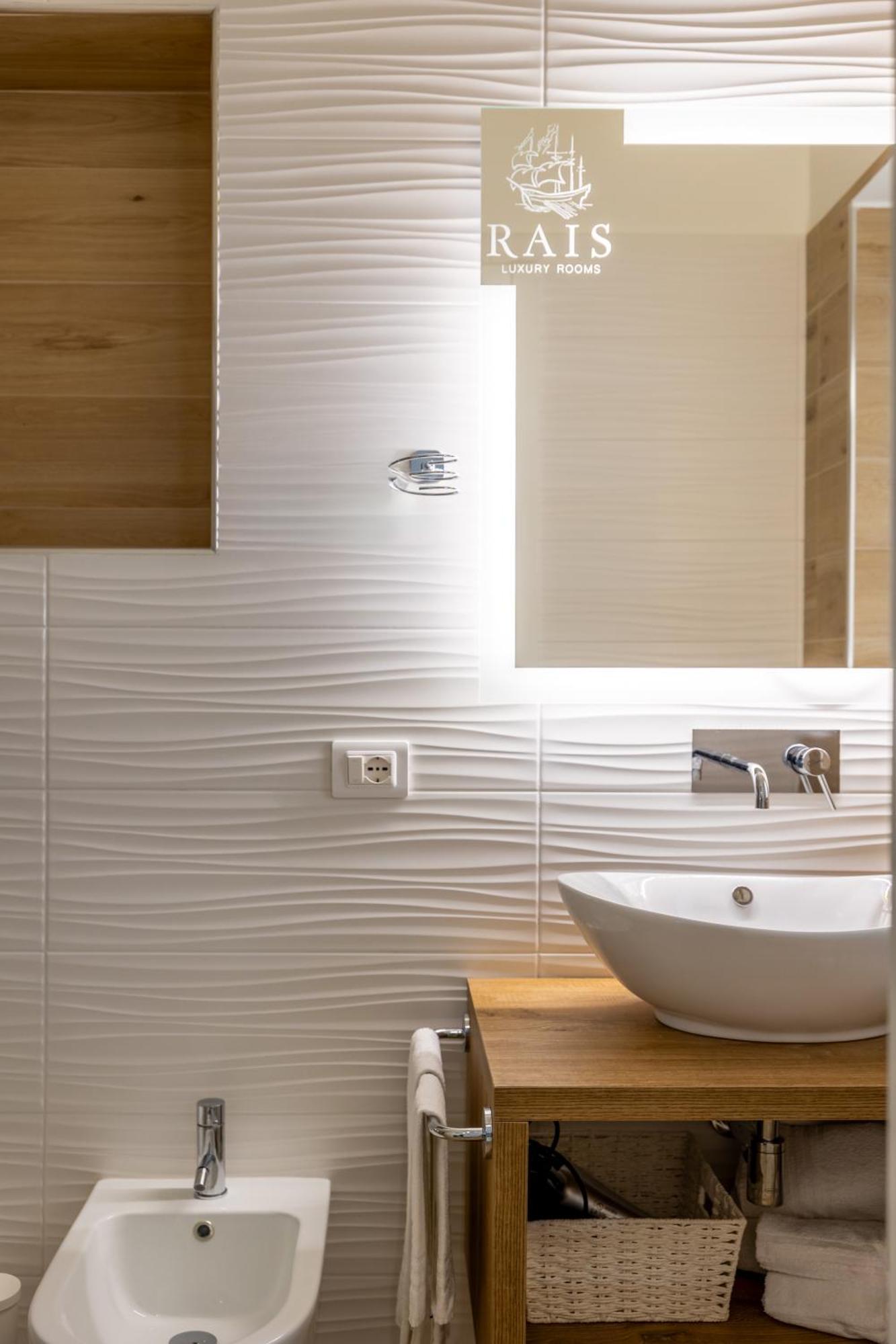 B&B Rais Luxury Rooms 维耶斯泰 外观 照片